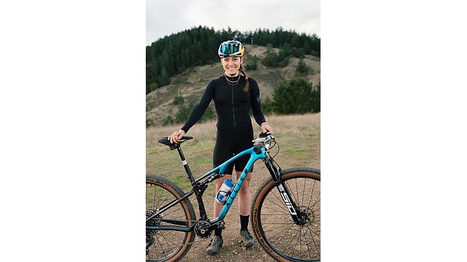 Kate Courtney with her Allied BC40. Kate Courtney with her Allied BC40.